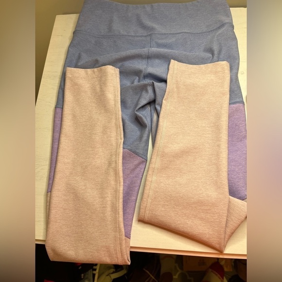 Outdoor Voices Leggings X-Size Small Spring Lilac Colorblock 7/8 High Rise - Picture 4 of 8